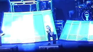 Linkin Park - Crawling  (Live from Toronto, Ontario 2001)