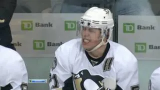 Malkin injured his knee!!!!!!!!!