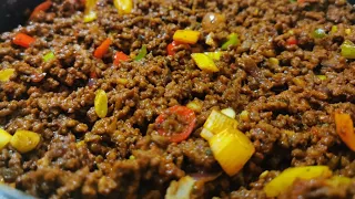 How to make mouthwatering, juicy minced beef full of flavours.
