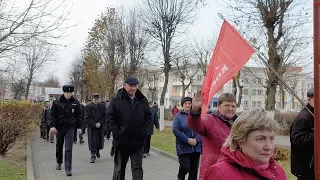 В Клинцах отметили 102-ю годовщину Великой Октябрьской социалистической революции.