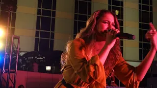 Sofia Reyes - 1-2-3 (Live) at The Venetian - Las Vegas - April 24, 2018