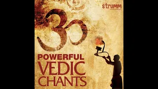 Surakṣā Sūkta chanted by Ved Vrind (Priests of Kashi)