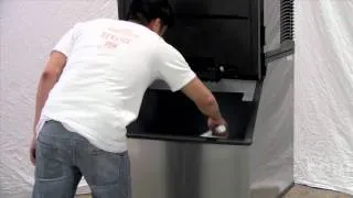 Manitowoc Full Size Cube Ice Machine w/ Storage Bin - Indigo Series Video (ID-0302A_B-400)