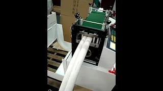 Automatic foam cutting machine