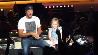 5 Year Old Bella Steals the Show and 'Kills the Lights' with Luke Bryan