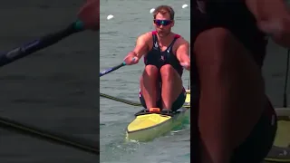 Amazing performance by the single scull from Great Britain #rowing #rowingmachine #remo #aviron