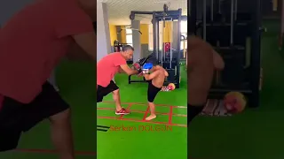 muay Thai öğrenmenin yaşı yoktur