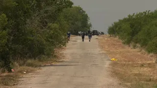 More than 50 die after trailer abandoned in Texas