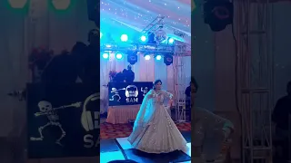 ❤ aaj mere piya ghar aavenge❤ ||kailash kher ||dulhan wedding dance performance#youtubeshorts
