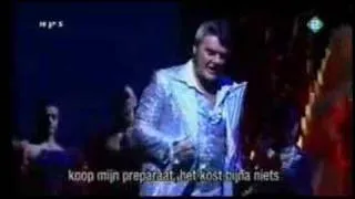 Bryn Terfel as Elvis/Dulcamara in L'elisir d'amore