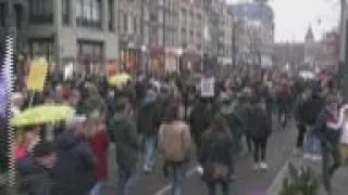 Protest in Amsterdam against virus measures