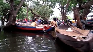 Tonle Sap Lake! Floating Village Cambodia / Tonle Sap Lake - Cambodia