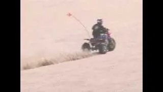 3 wheelers drag racing at Glamis