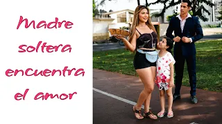 Madre soltera intenta salir adelante con su pequeña hija y pasa algo increíble