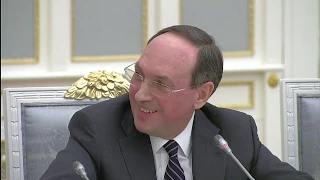 Вячеслав Никонов на встрече Владимира Путина с рабочей группой по подготовке поправок в Конституцию