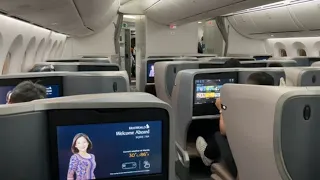 Singapore Airlines Boeing 787 Business Class Review: Singapore to Manila