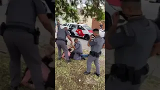 SALVADOR DA RIMA FOI PRESO E AGREDIDO PELA POLÍCIA AO VIVO