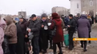 В Мариуполе разбирают завалы