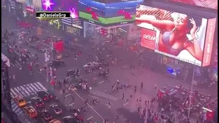 Backfiring motorcycle causes panic at Times Square in New York