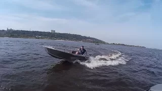 Windboat 42M: тест на воде! Волна, что надо!