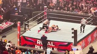 Roman Reigns retains the WWE Undisputed Universal Heavyweight Champion at WWE Royal Rumble 2024