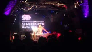 shakedown dj comp final