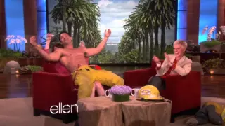 Clayton Cannon dancing for Ellie Kemper on Ellen