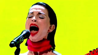 St. Vincent - Los Ageless [Live on Graham Norton HD]