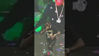 22GZ- Suburban Pt2 (Live At Rolling Loud Miami 2021)