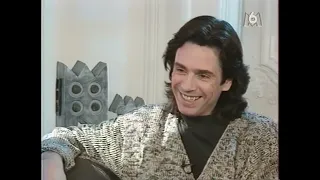 Jean Michel Jarre - Frequenstar - Interview at home + archives (1993) [Remastered]