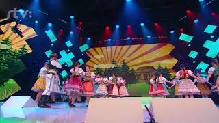 Detský folklórny súbor Cifroško - Zem spieva