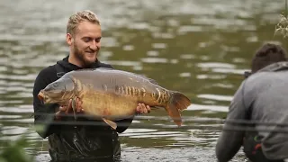 Rig using a GARLIC GOO hook bait on a weedy water