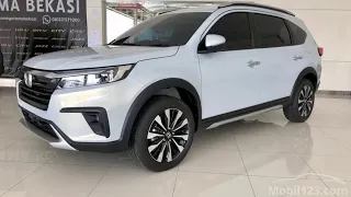 Vì Ế mà ngừng bán ở VN, mẫu SUV giá 600 triệu Hyundai giờ lại hút khách "phát sợ" giá tăng "vùn vụt"