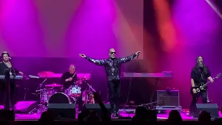 Men Without Hats - Safety Dance Live At Paramount on 06/06/2019