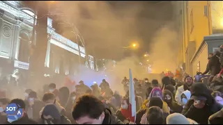 Разгон митинга в Тбилиси