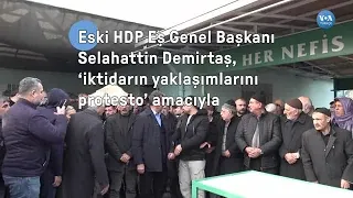 Eski HDP Eş Genel Başkanı Selahattin Demirtaş babasının cenazesine katılmadı| VOA Türkçe