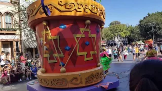 Mickey Soundsational Parade 2016