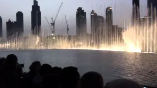 Dubai Mall Water Fountain Show - Burj Khalifa, Dubai (2015.)