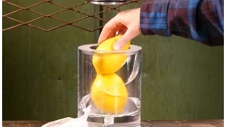 Hydraulic press lemon smoothie challenge