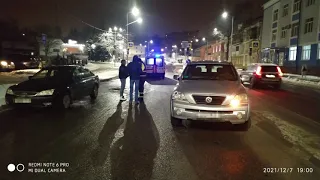 В Мозыре под колёса автомобиля попала 74-летняя женщина