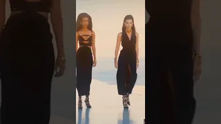 GigiHadid and Binx Walton runway 2018 &2023#gigihadid #binx #fashion #model #viral #edit #short
