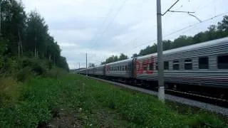 Электровоз ЧС7-069 с поездом №030 «Тургенев»