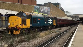 SRPS 37403 and Hanson & Hall 50008 work 'The Wolf Hall Thunderer' around London - 11/02/23