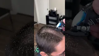 BARBER CUTS OFF LICE!!!! MUST WATCH