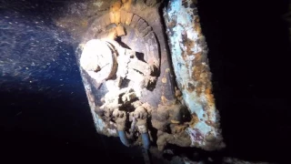 Wreck Dive. Engine room, Chrisoula K.