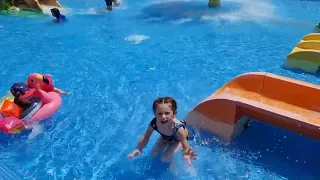 Georgia & Jessica Fly To Tenerife | Pool Time At Riu Buenavista