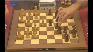 Magnus Carlsen took 16 second to defeat Vishy Anand in a blitz