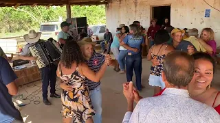 Comunidade Rural De Aparecida da Serra Dança ao Som da Participação Do Bailão do Nillo Rocha