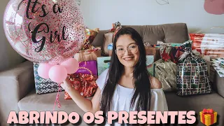 ABRINDO OS PRESENTES DO CHÁ REVELAÇÃO!