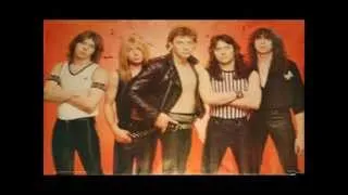 Iron Maiden 05 Remember Tomorrow live at Rainbow June 1980